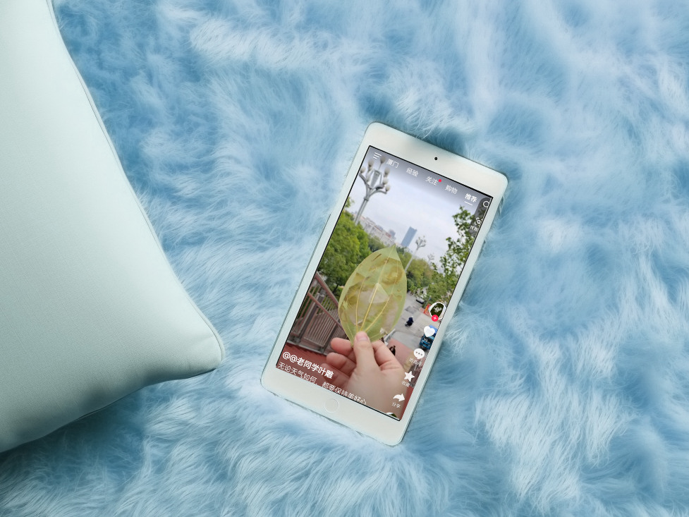 抖音 短视频 (1) (图片来源:ai合成) 抖音 短视频 (1)