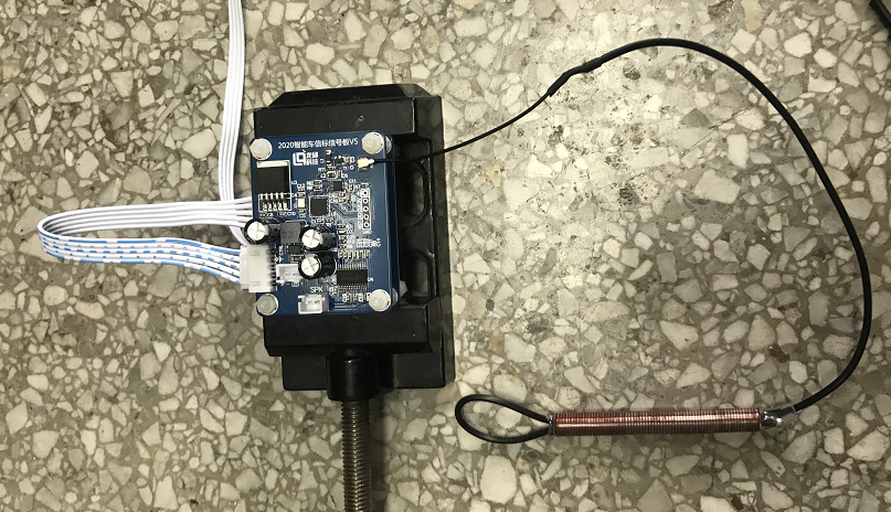 ▲ 使用大型发送天线