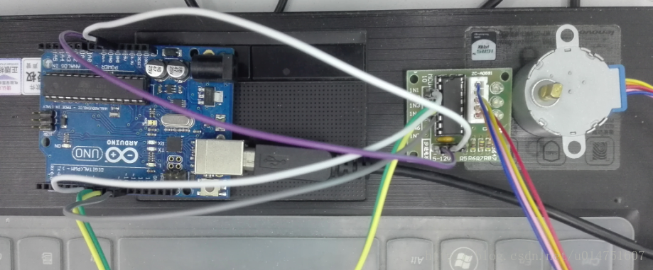 这里写图片描述