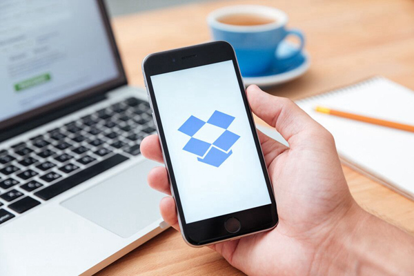 dropbox (图片来源图虫:已授靠谱客使用) dropbox