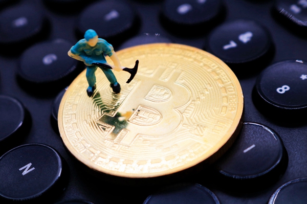 挖矿,比特币 (图片版权所属:靠谱客) 挖矿,比特币