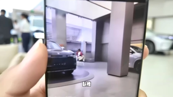 华为pura 70 ai修图逆天!10秒抹除人物 背景自然丝滑