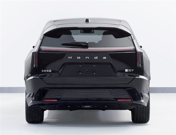 充电口位于车头 东风本田烨s7申报：尾部很像吉利博越l