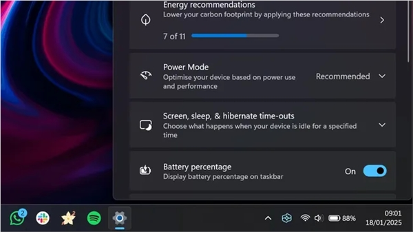 用户苦等多年终成真!微软win11迎来电量百分比显示