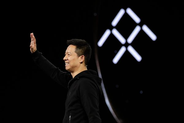 ff91,贾跃亭 (图片来源图虫:已授靠谱客使用) ff91,贾跃亭