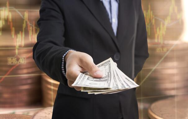 巴菲特，准备抄底了