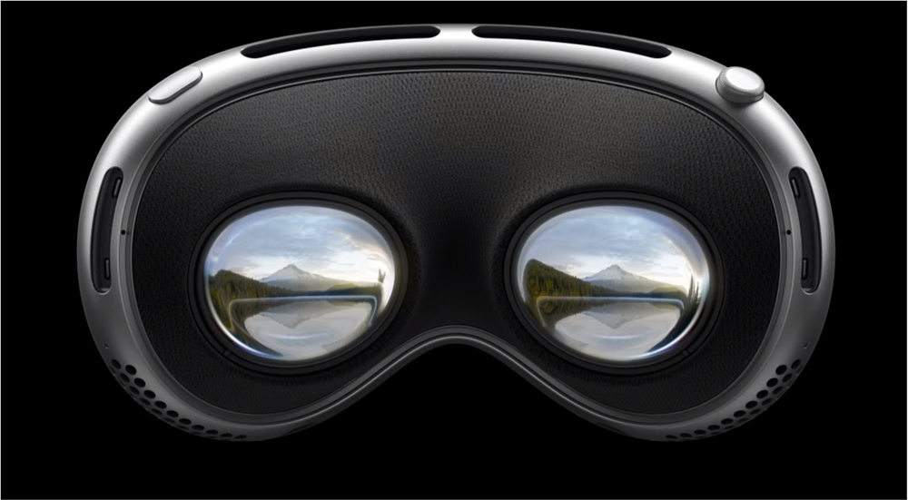 一年过去了，苹果Vision Pro用户表示：后悔买这款3500美元的头显了