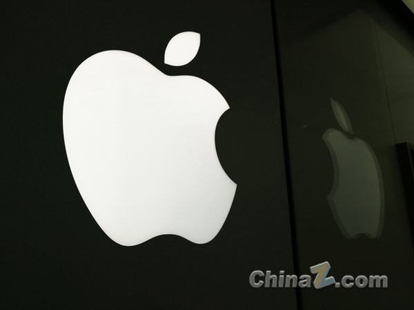 iPhone 20冲击真全面屏悬了：苹果难以攻克屏下摄像头技术
