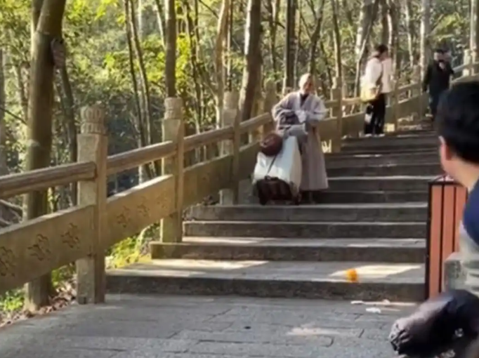 1741322636321297.png image.png